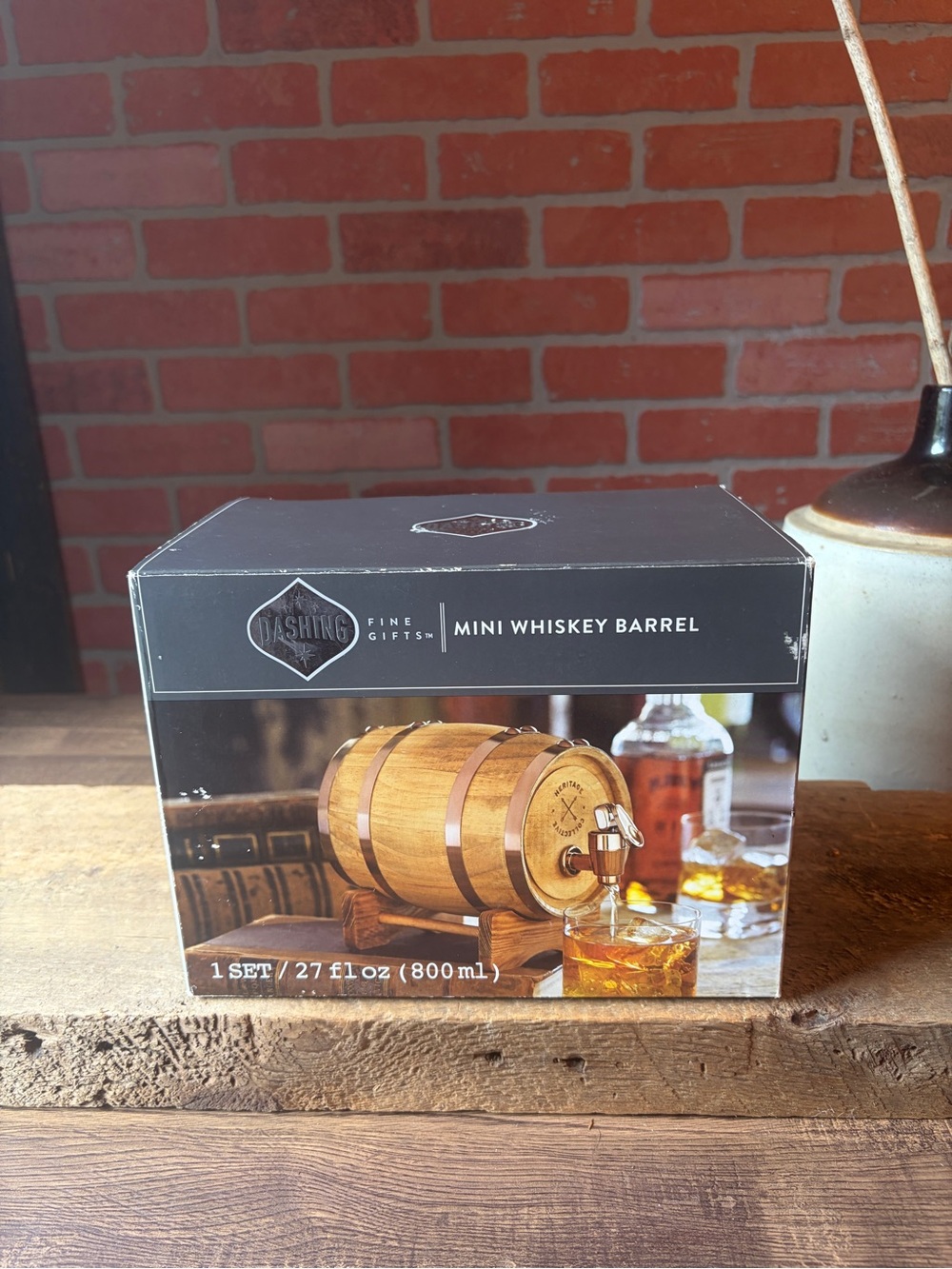 NIB. Dashing Fine Gifts Mini Wooden Whiskey Barrel 27 fl oz 800 ml